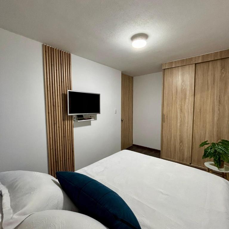 Ambar Sky - Two-Bedroom Apartment with Balcony - 14