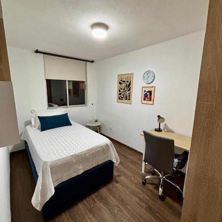 Ambar Sky - Two-Bedroom Apartment with Balcony - 19