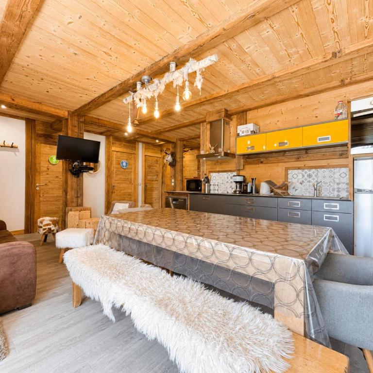 Appartement chaleureux, au pied des pistes, idéal pour 6-8 personnes avec terrasse - FR-1-505-94 - Appartement - 19