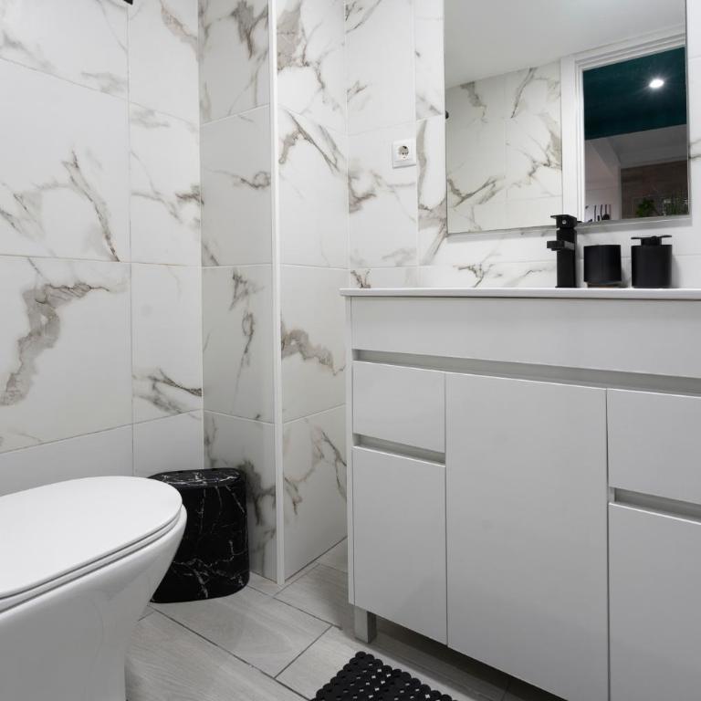 Modern, Urban, Plaza Toros 10 mns - Apartamento Estándar de 3 dormitorios - 22