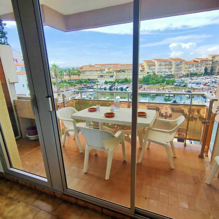 Confortable 2 Pièces à Canet-Plage avec Loggias et Parking - FR-1-696-100 - Apartamento - 9