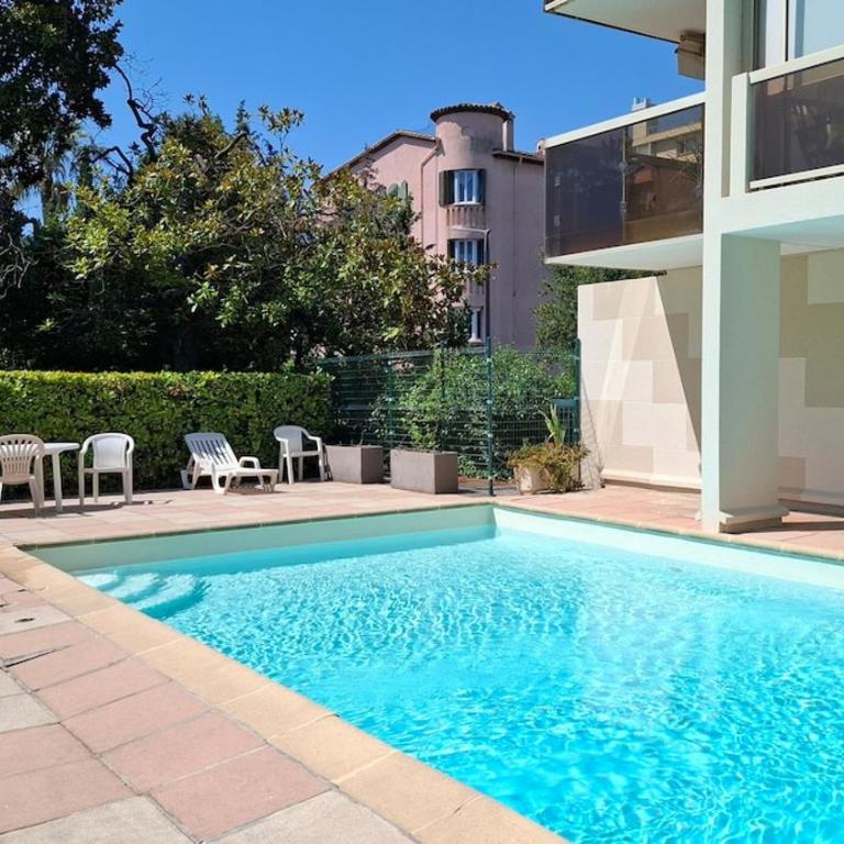 LE PALMIER App vue mer - Piscine- Plage - Place de parking privée - Studio - Vue sur Mer - 9