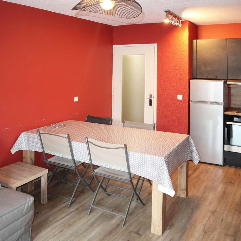 Appartement rénové pour 8 pers, skis aux pieds, cœur de station, grande terrasse, box à skis - FR-1-322-564 - Appartamento - 4