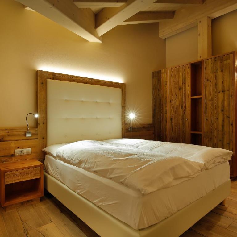 Albergo Garnì Antico Mas del Medico - Camera Matrimoniale con Letto Supplementare - 4