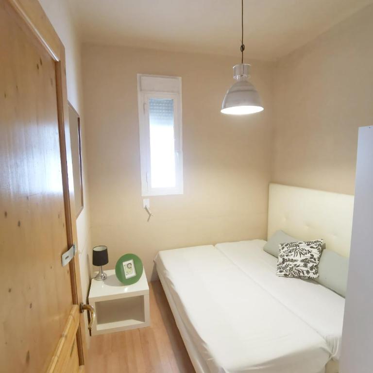 MarBarcelona Coliving Aviacio - Habitación Doble Estándar con baño compartido - 7