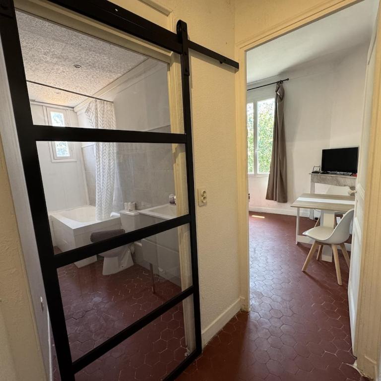 4 Cagnes Sur Mer Reynes 3 pers terrasse et clim - Apartment mit 1 Schlafzimmer - 2