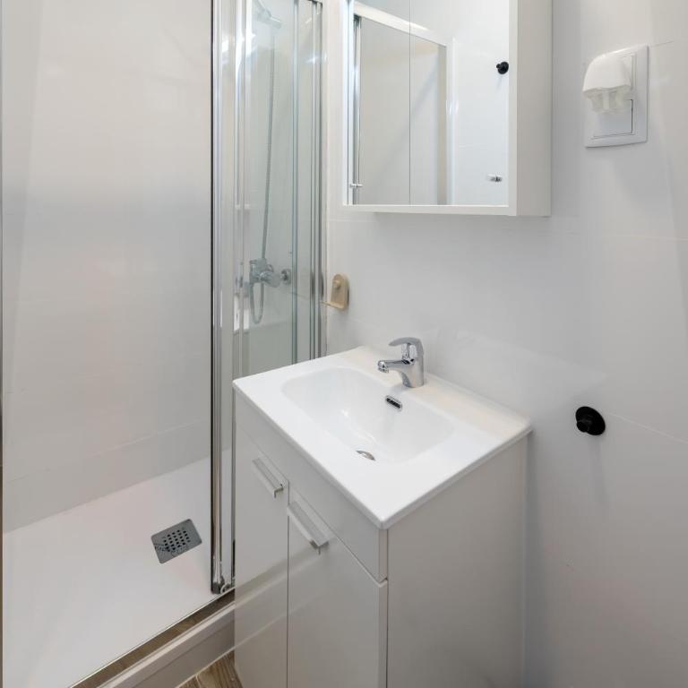 A 15min de Gran Vía 3 Hab junto a Metro Bilbao - Apartment mit 3 Schlafzimmern - 17