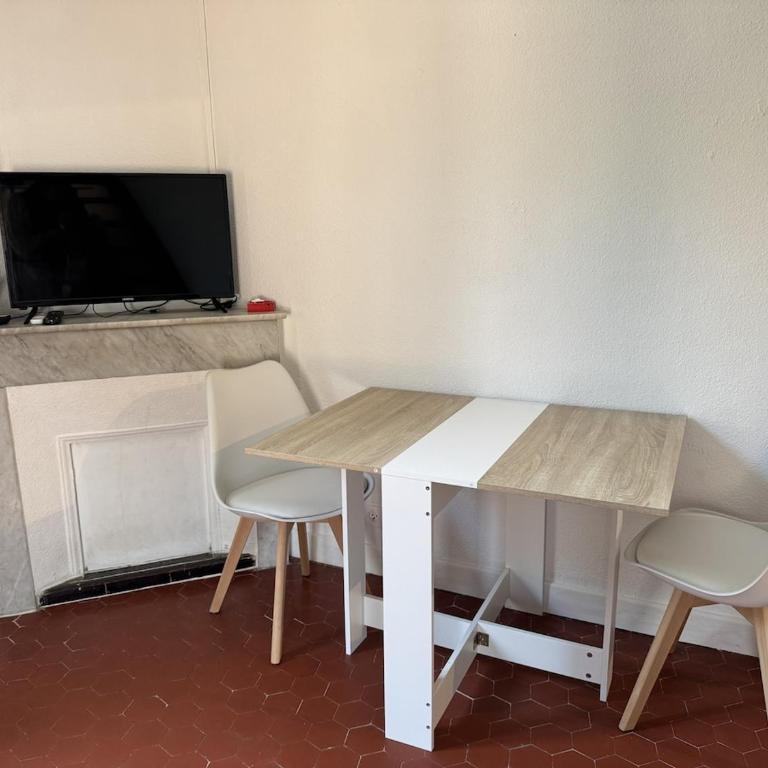 4 Cagnes Sur Mer Reynes 3 pers terrasse et clim - Apartment mit 1 Schlafzimmer - 7