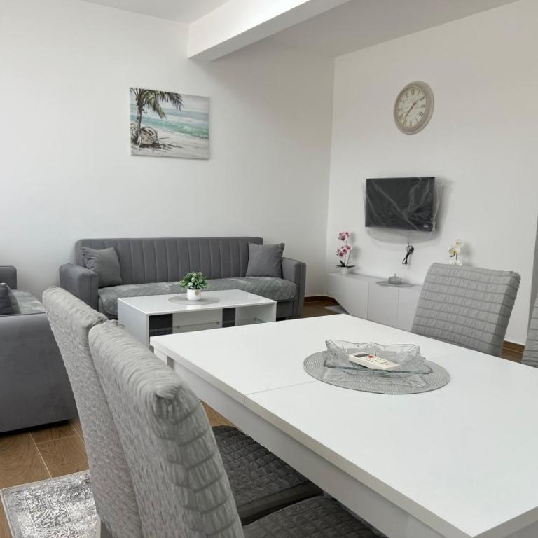 XH Mani APARTMENTS - Appartement 2 Chambres avec Terrasse - 17