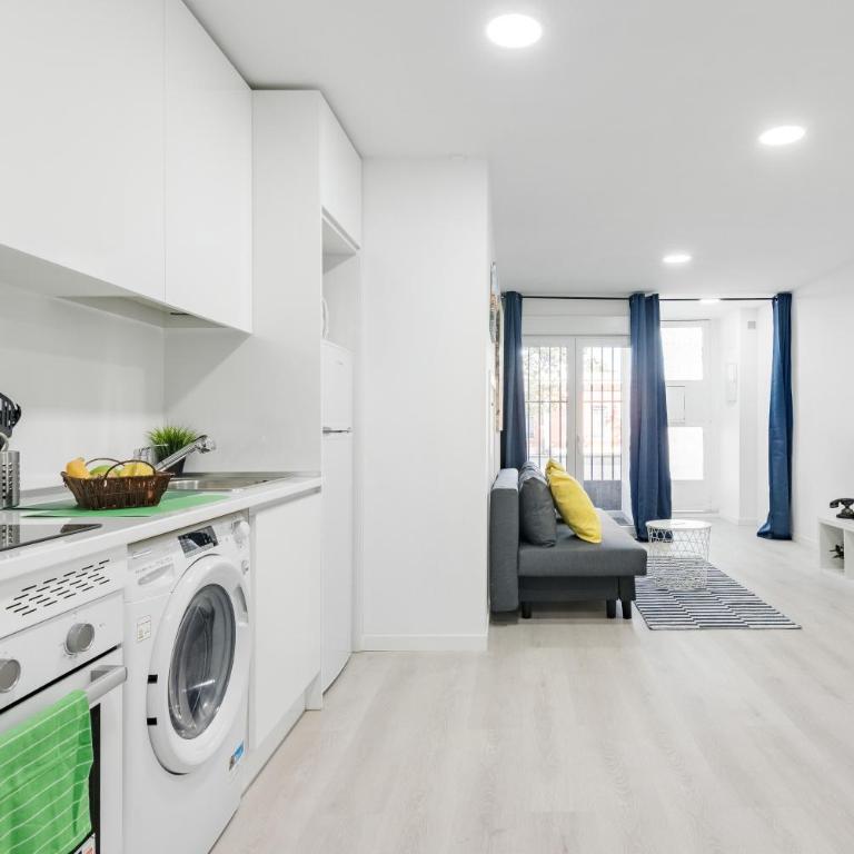 Apartment 1 Arganzuela Downtown Metro 8 people - Appartamento con 3 Camere da Letto - 8