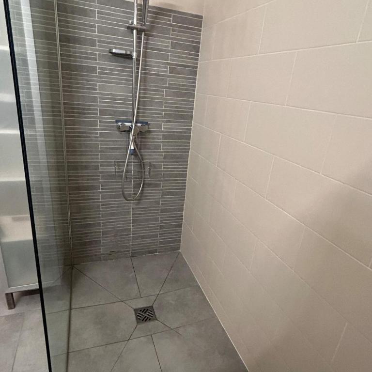 L'Escale Silvaplana, Antibes comfort - Appartement 1 Chambre - 2