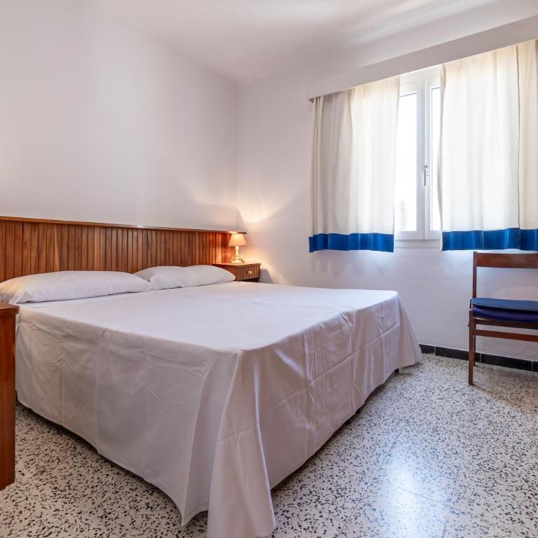 Santa Llucia Apartaments - Apartamento de 3 dormitorios con vistas al mar - 4
