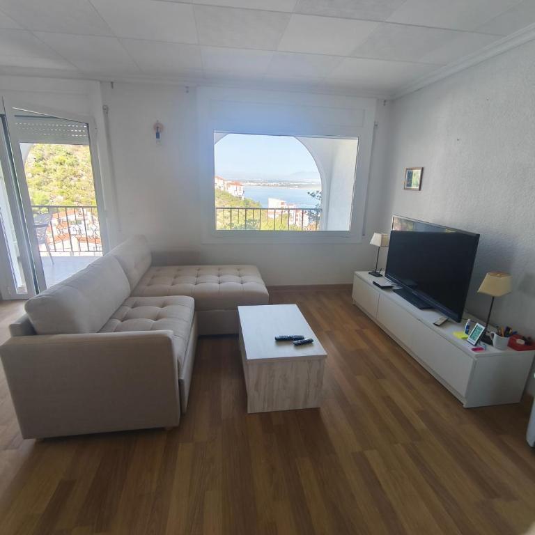 Puig Rom Pau Vila - One-Bedroom Apartment with Sea View and Balcony - 18