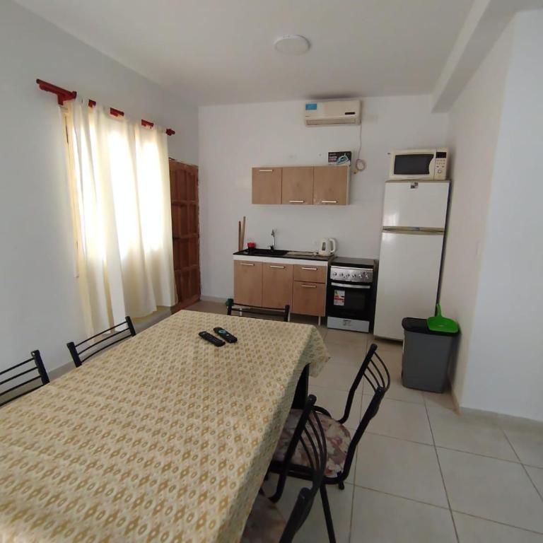 Aprt Belgrano 658 - Two-Bedroom Deluxe Apartment with Balcony - 13