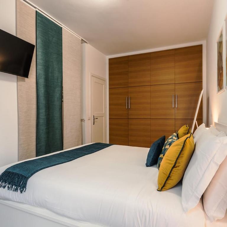 Design Apt 15 Min from the Center - Apartamento de 2 dormitorios - 12