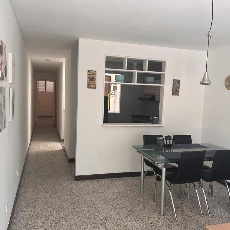 Apartamento Flor de Manila - Two-Bedroom Apartment - 9