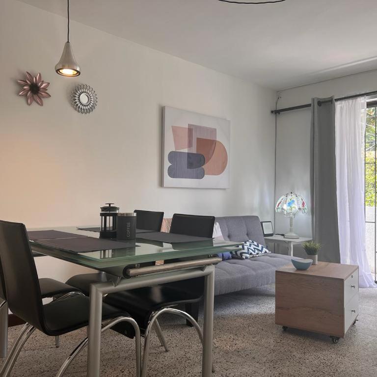 Apartamento Flor de Manila - Two-Bedroom Apartment - 4