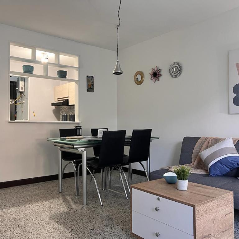 Apartamento Flor de Manila - Two-Bedroom Apartment - 3
