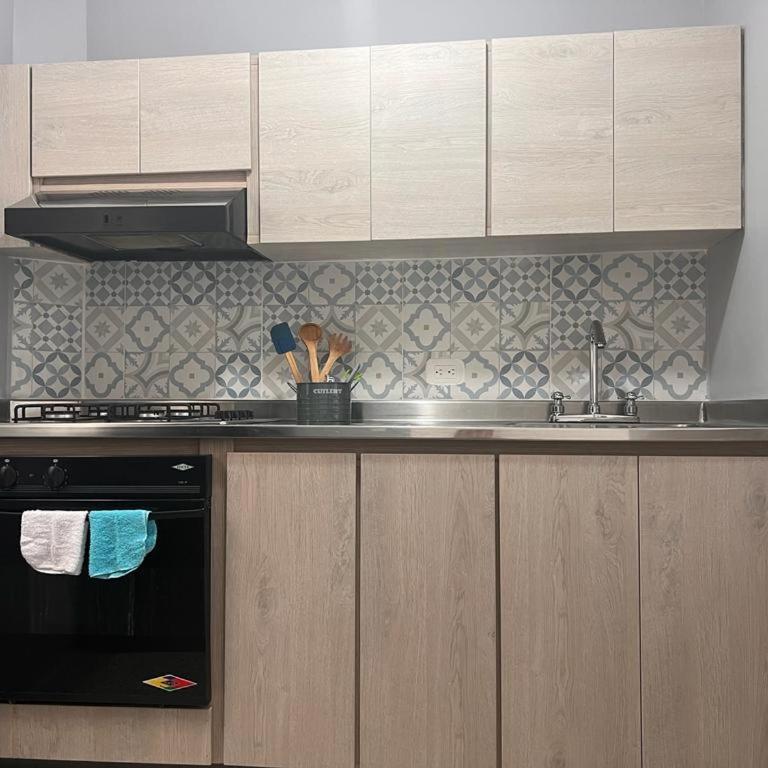 Apartamento Flor de Manila - Two-Bedroom Apartment - 34
