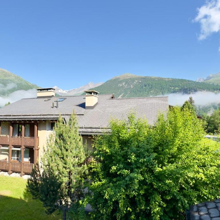 Alpine Home with Lounge - 10 min from St Moritz - Standard Apartment mit 3 Schlafzimmern - 30