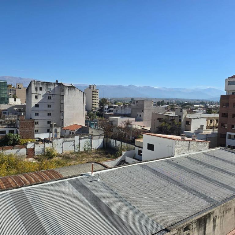 Descanso Céntrico - Apartamento con vistas a las montañas - 1
