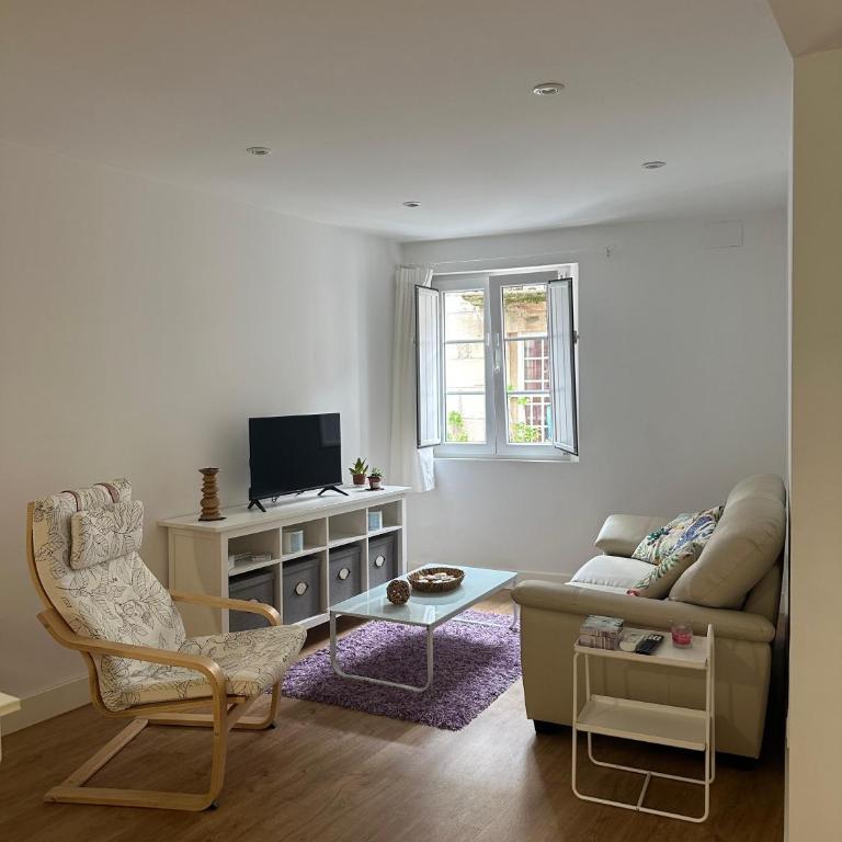 Moderno apartamento en zona antigua - Apartamento de 2 dormitorios - 1