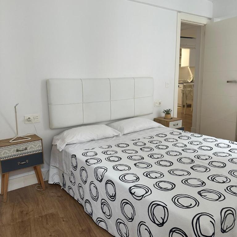 Moderno apartamento en zona antigua - Apartamento de 2 dormitorios - 18