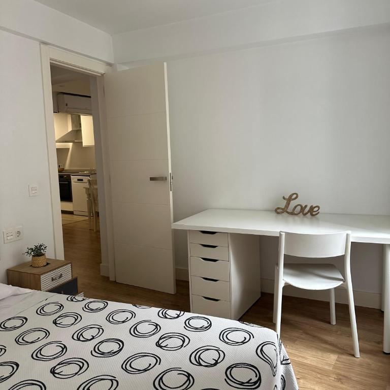 Moderno apartamento en zona antigua - Apartamento de 2 dormitorios - 20