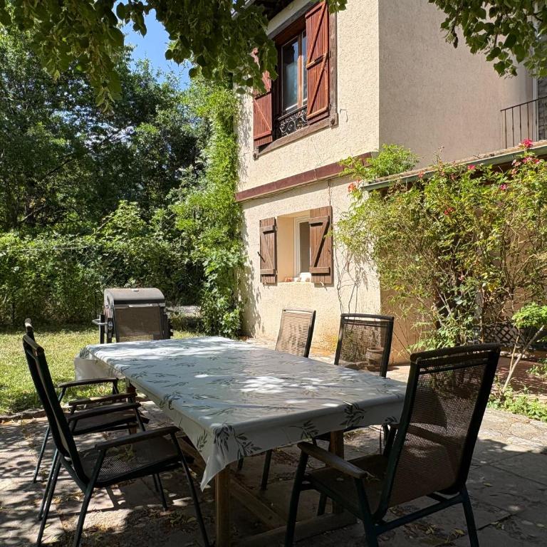 Belle maison, SPA, proche centre-ville - Maison 3 Chambres - 6