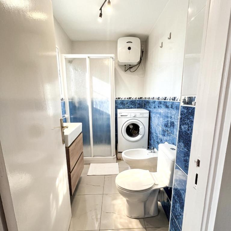 Apartamento con piscina y aire acondicionado - Habitación Doble - 11
