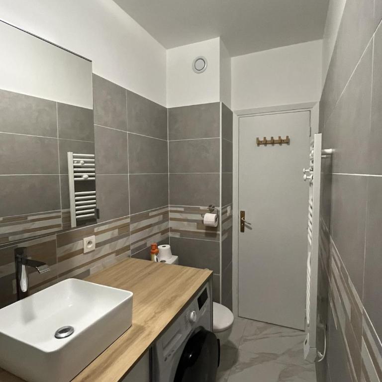 Studio avec balcon Plage & gare à pied - Apartment mit 2 Schlafzimmern - 2