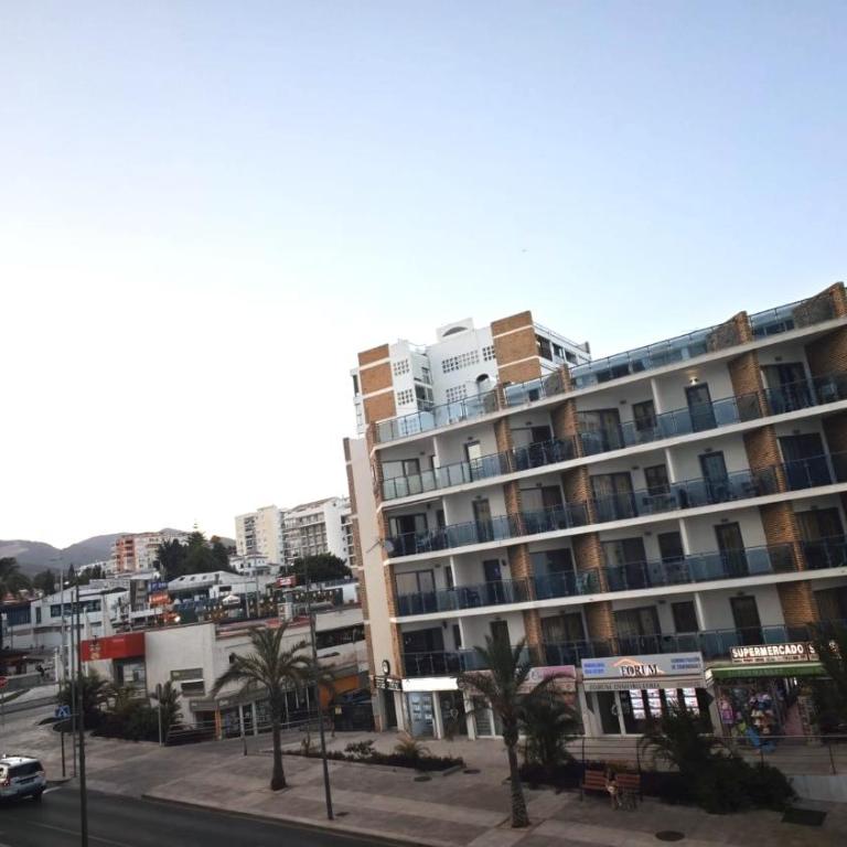 Coqueto apartamento en Puerto Marina con piscina - Apartment mit 2 Schlafzimmern - 23