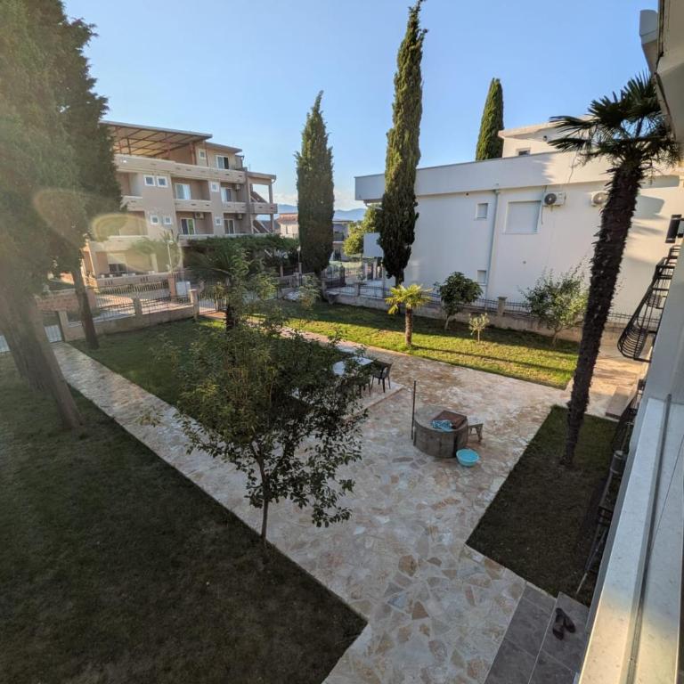 Apartments Nuro - Apartment mit 2 Schlafzimmern und Terrasse - 5