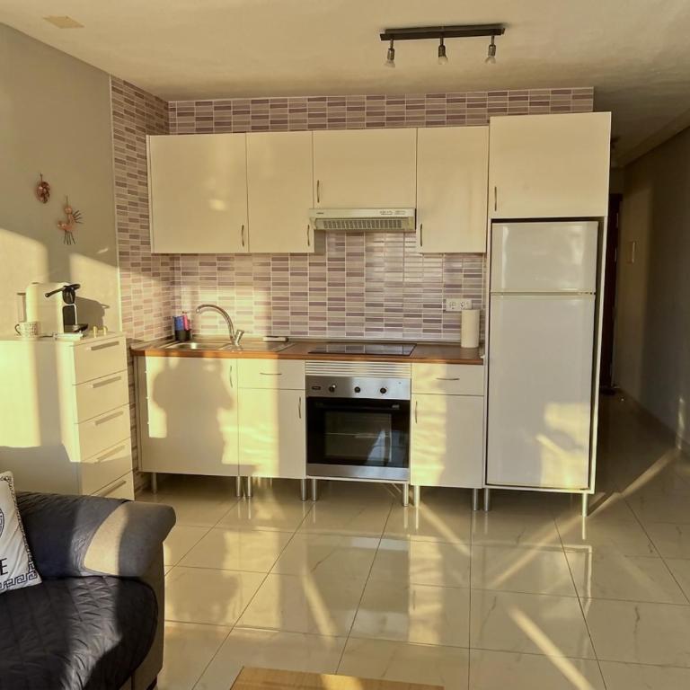 Apartamento con piscina y aire acondicionado - Habitación Doble - 7