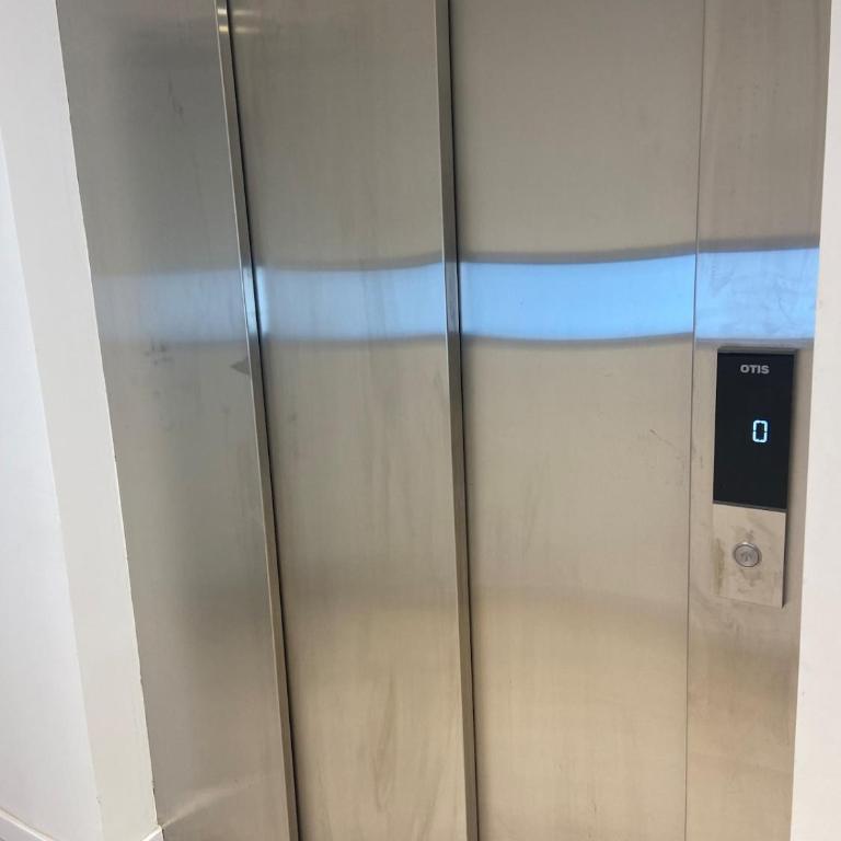 Tres Cruces area, terrace and garage - One-Bedroom Apartment - 6
