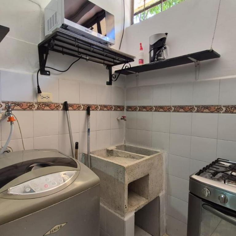 Apto amoblado 2 hab cerca Hospital Neiva - Apartamento Estándar de 2 dormitorios - 16
