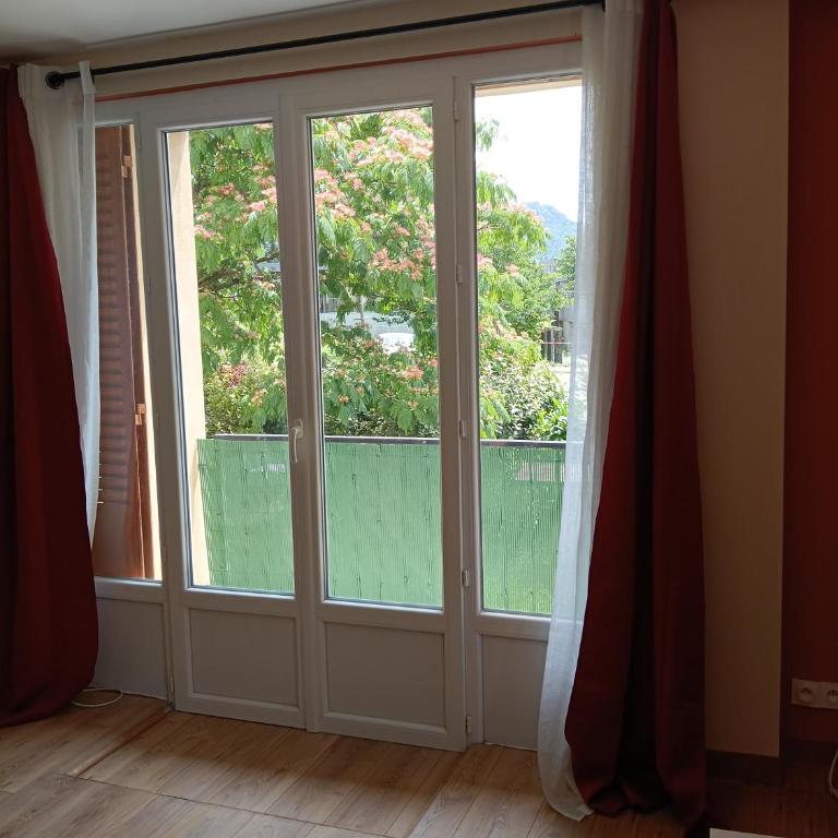 Loft EDF CEA DTG UFPI SCHNEIDER - Appartement 2 Chambres - 32
