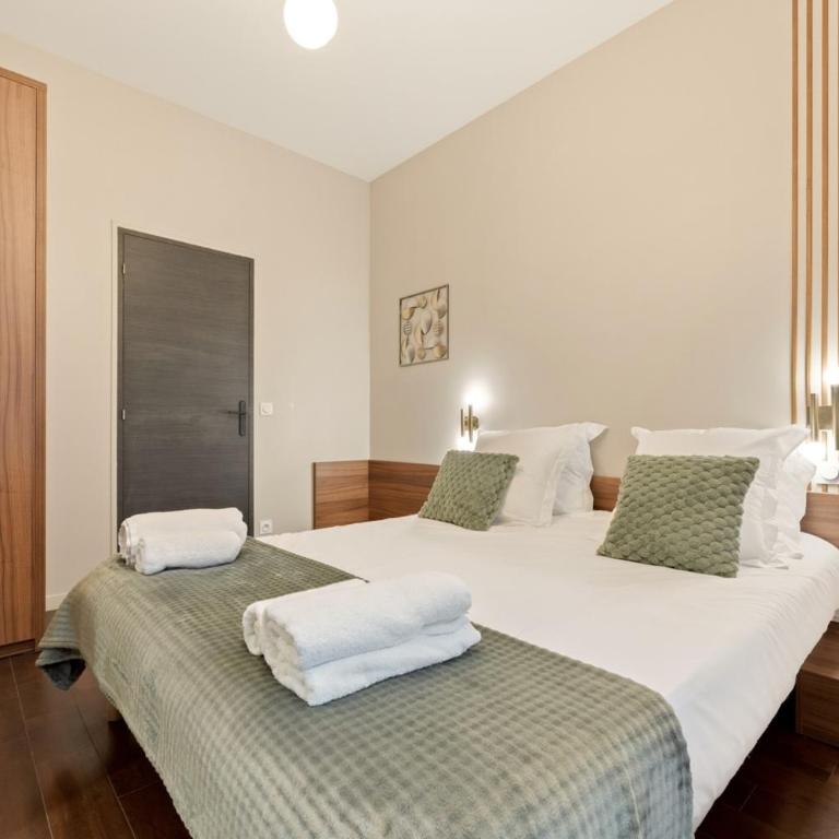 Appartement refait à neuf -8 personne -Paris - Appartement 2 Chambres - 3