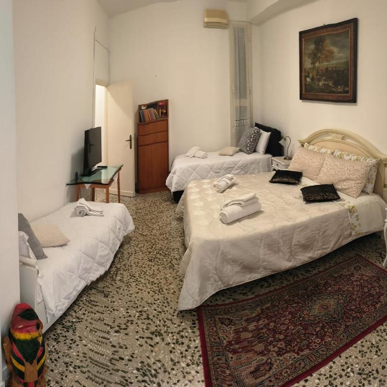 La Badia del Cavaliere - Camera Familiare - 2