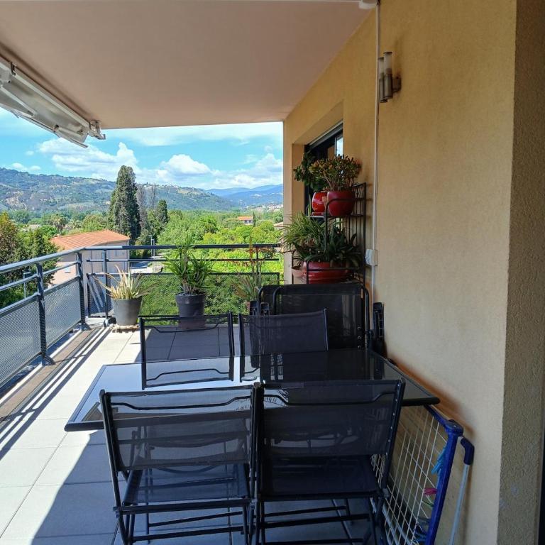 Pleasant, quiet 3-room apartment, - Appartement 2 Chambres - 16