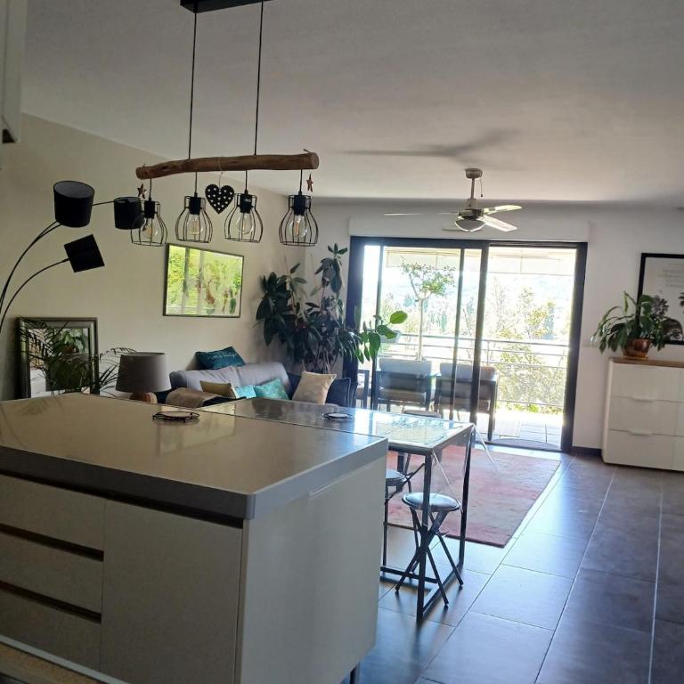 Pleasant, quiet 3-room apartment, - Appartement 2 Chambres - 18