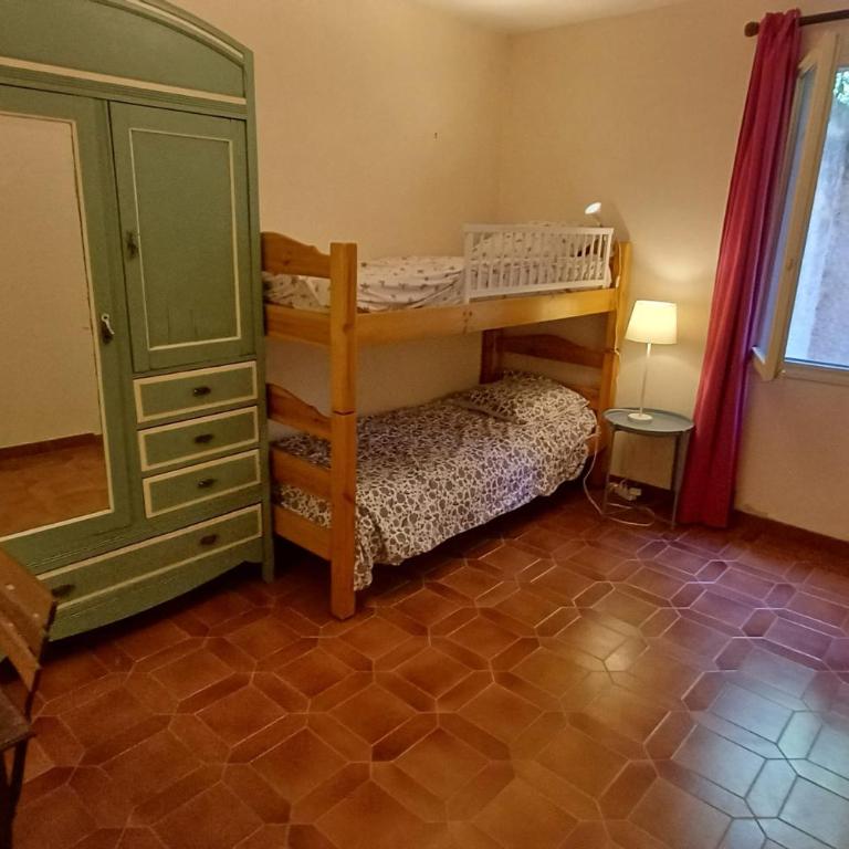 Family villa in wooded estate near the sea - Casa - 10