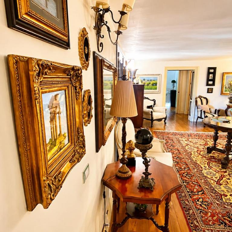 The Queens House - Villa - 33