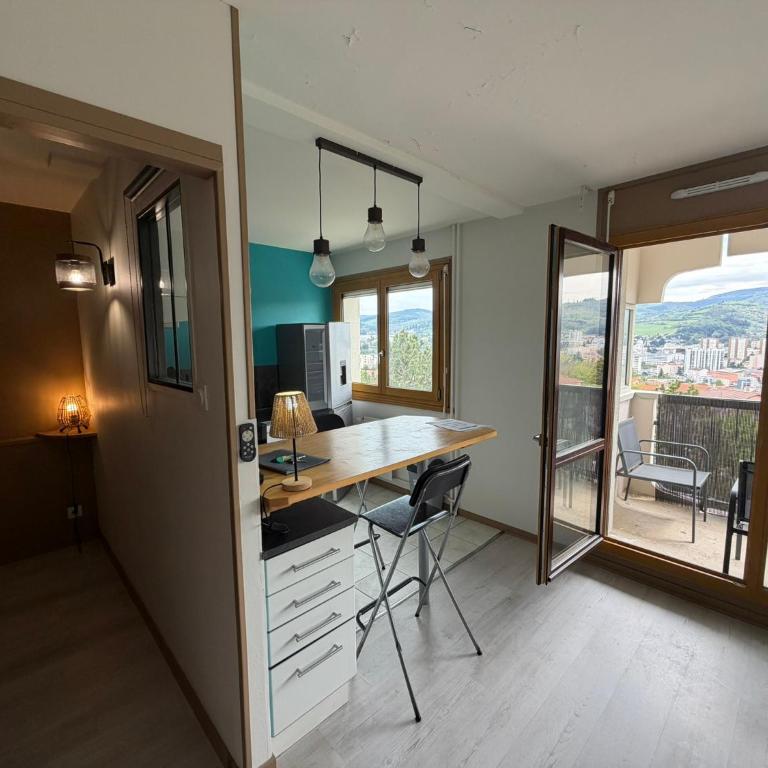 Cocon urbain avec vue panoramique Balcon Tout équipé - Apartamento de 1 dormitorio - 1