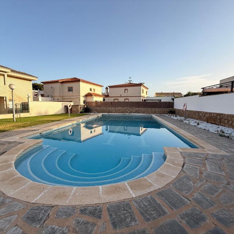 House with pool 5 minutes from the beach, Miami Platja - Casa de 2 dormitorios - 1