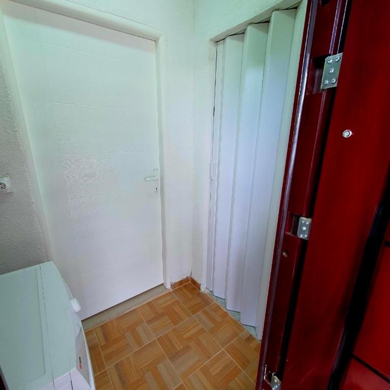 Walter guest house - Dvokrevetna Soba sa Bračnim Krevetom/Zasebnim Krevetima i Terasom - 14