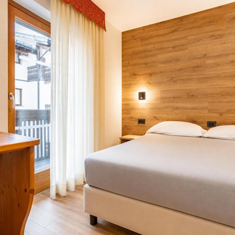 Hotel Italo - Chambre Double avec Balcon - 11