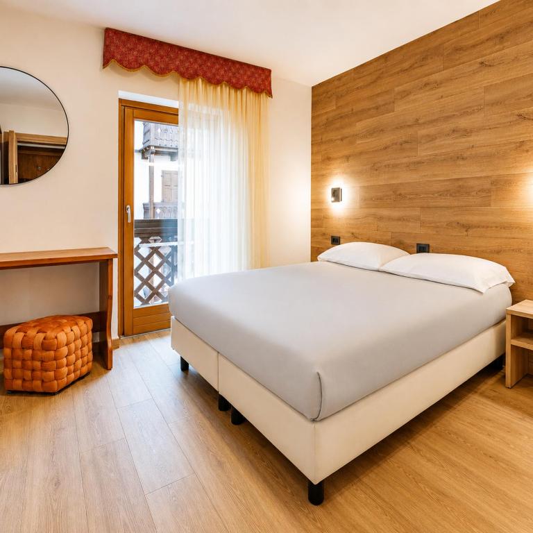 Hotel Italo - Chambre Double avec Balcon - 10