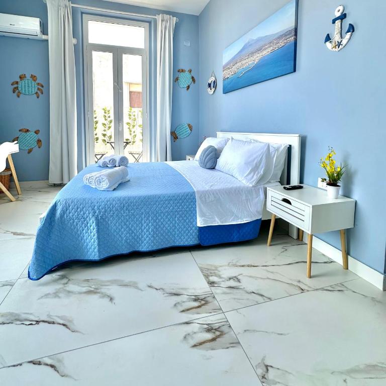 La Casa del Porto - Two-Bedroom Apartment with Sea View - 6