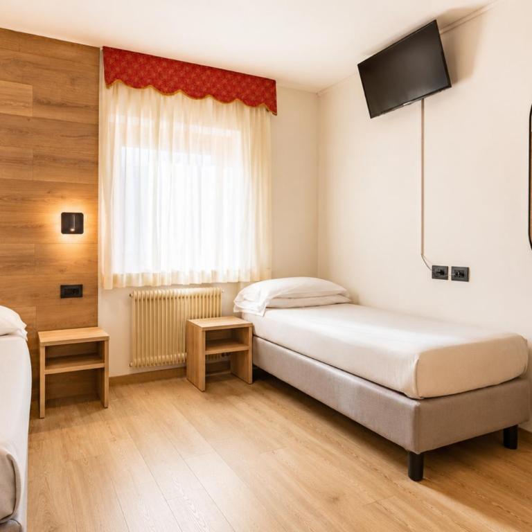 Hotel Italo - Chambre Triple - 5